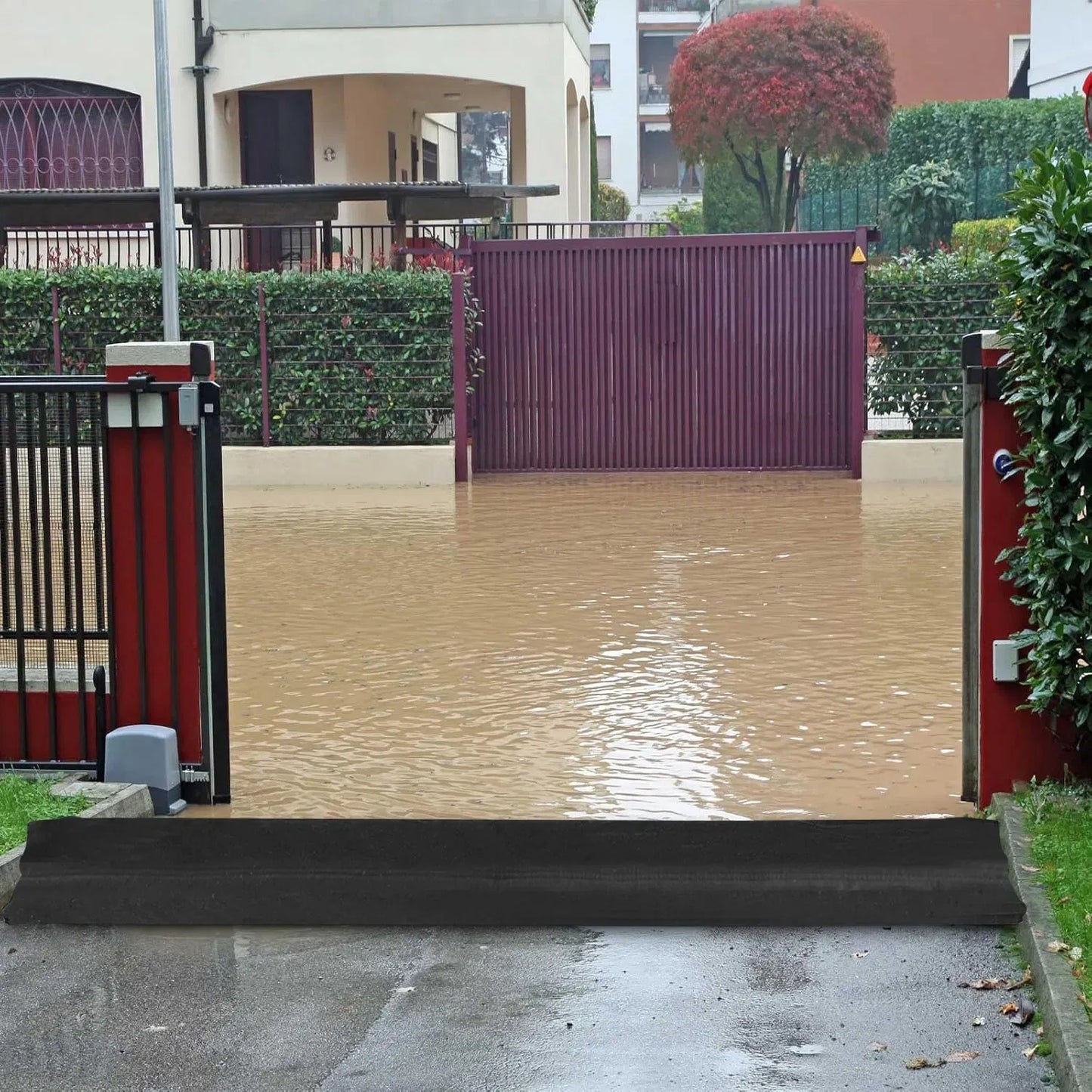 Water Activated Flood Barriers 14ft x 6.5in Sandless Sandbags 2 Pack Black