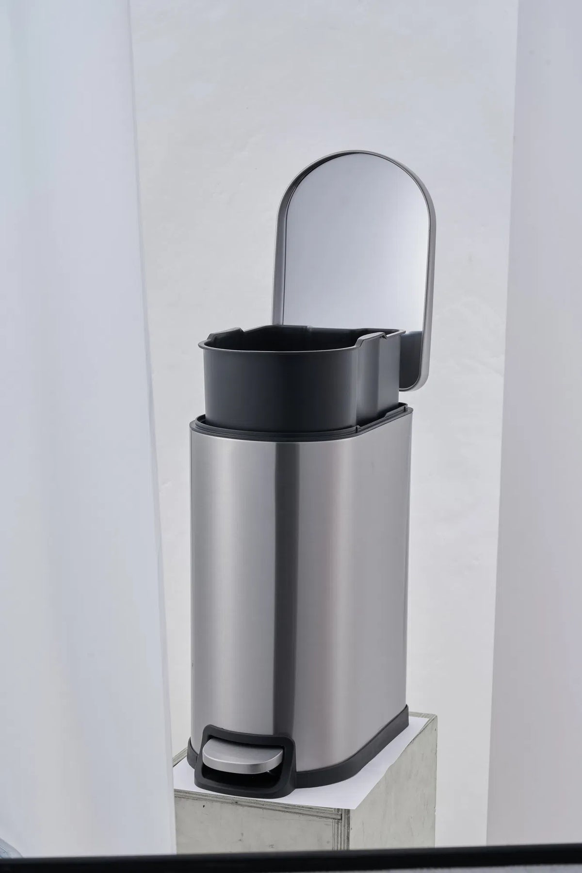 10L 2.6 Gal Stainless Steel Step Trash Can Lid Pedal Bathroom Office Waste Bin